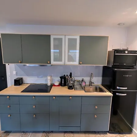 Beautiful 1 Bedroom Near Eiffel Tower 巴黎