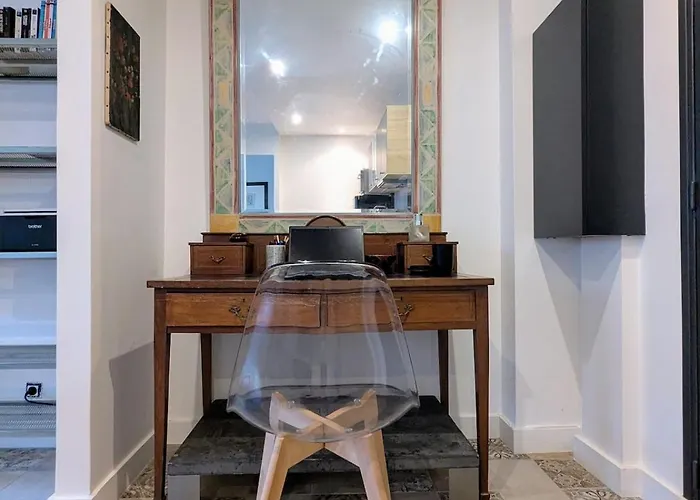 Beautiful 1 Bedroom Near Eiffel Tower *