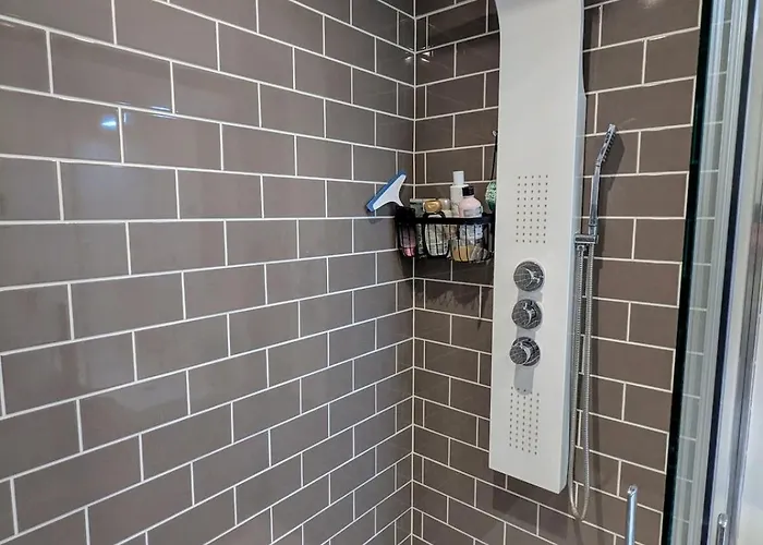 Beautiful 1 Bedroom Near Eiffel Tower Paris